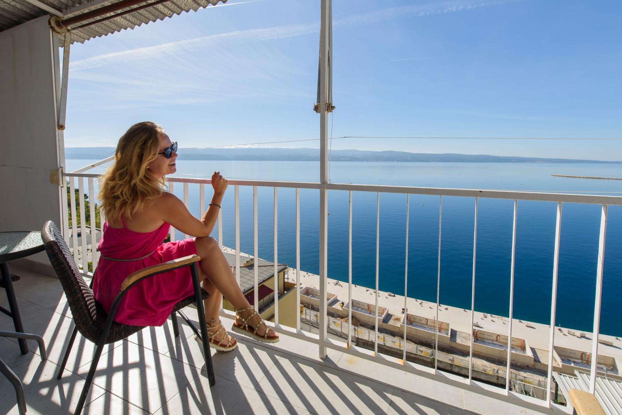Sunny Apartment Omiš Exterior foto